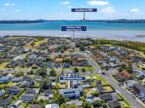 5D Beach Road, Te Atatu Peninsula