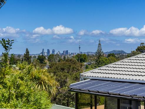 39 Girrahween Drive, Totara Vale