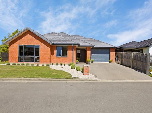 43 Carradale Avenue, Broomfield