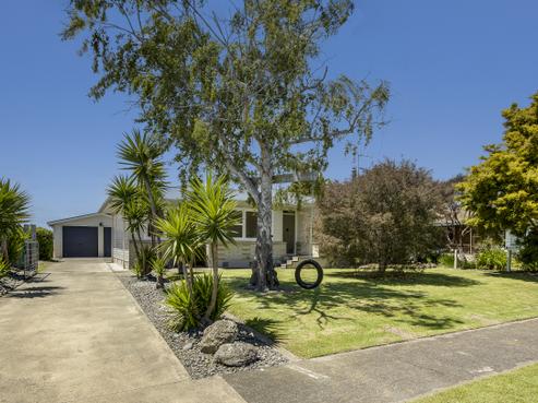 8 Dunn Place, Pirimai