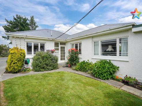 96 Moulson Street, Strathern