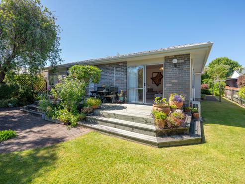 8A Devon Street, Glenholme