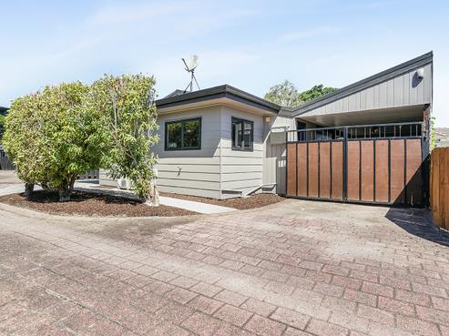 2/42 Graham Street, Hamilton East