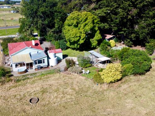 300 Moulson Street, Tisbury