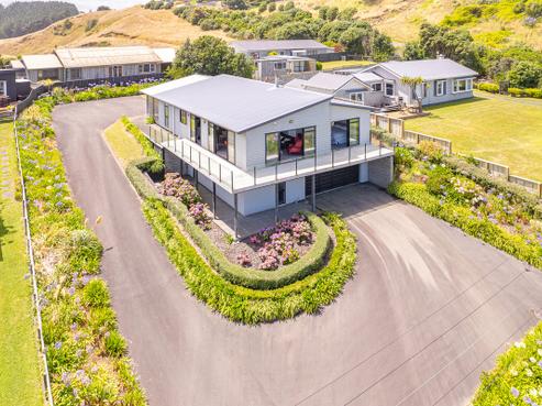 21 Sunset Parade, Kai Iwi