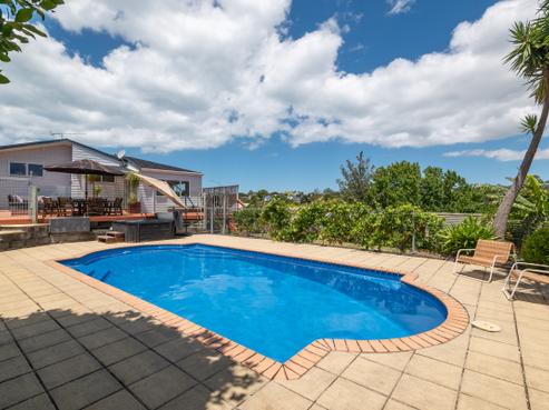 7 Charmaine Road, Torbay