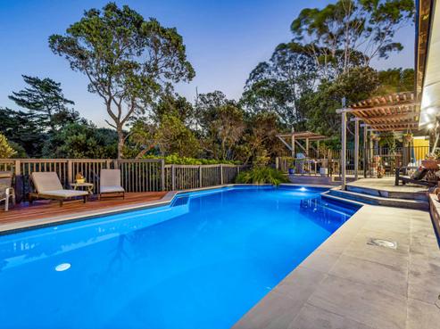 6 Clayden Drive, Gulf Harbour