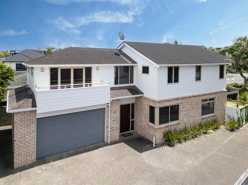 26B Eastern Beach Road, Eastern Beach