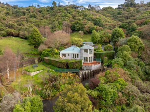 38 Coombe Hay Terrace, Careys Bay