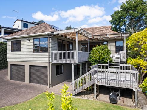 65 Kurahaupo Street, Orakei