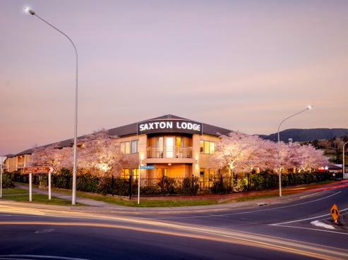103 Saxton Road East, Stoke