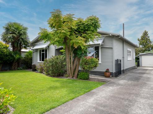 709 Avenue Road West, Saint Leonards