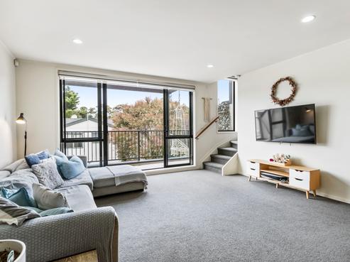 29/8 Flynn Street, Birkdale