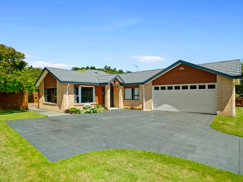 21 Mary Huse Grove, Manor Park