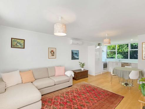 6/7 Don Croot Street, Morningside