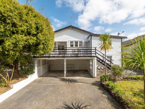 5 Lyons Avenue, Murrays Bay