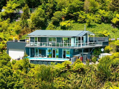 251 Queen Charlotte Drive, Havelock