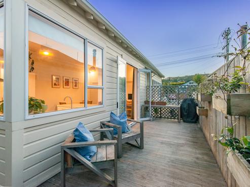 15 West Avenue, Saint Clair