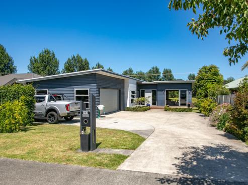 147 Golden Shore Place, Coromandel