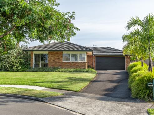 18 Ballantrae Place, Huntington