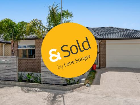 8 Waitaha Close, Orewa