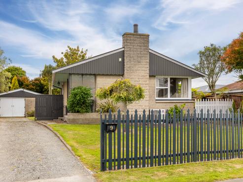 9 Carbine Place, Sockburn