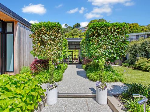 14 Cheviot Road, Lowry Bay