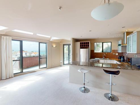 14 Palliser Road, Roseneath
