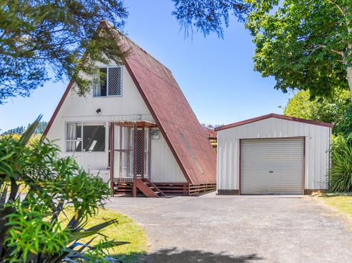 207 Te Rangitautahanga Road, Turangi