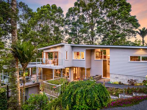 20 Rangiwai Road, Titirangi