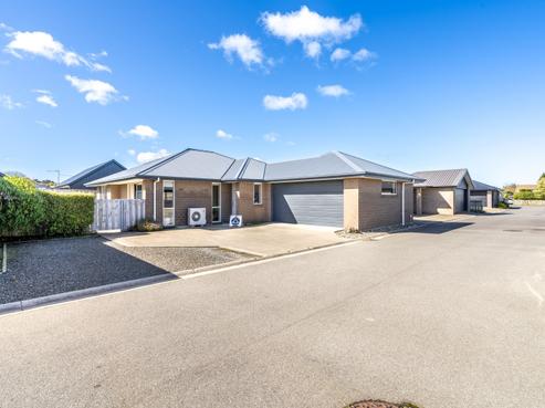 32B Lowe Street, Avenal