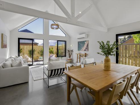 21 Waterfowl Road, Jacks Point