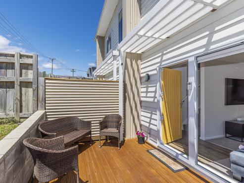 6/1 Murphy Place, Titahi Bay