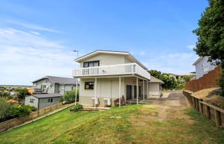 416 Sandes Street, Thames