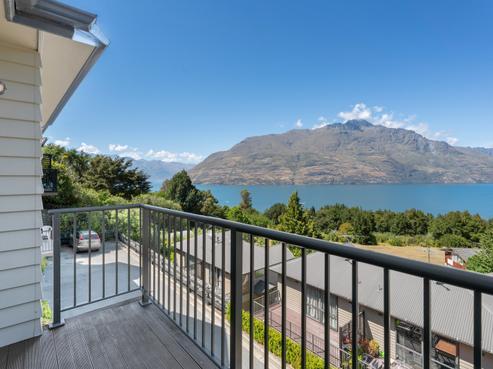 6/8 Mckerrow Place, Fernhill/Sunshine Bay