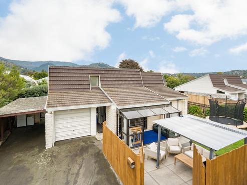 24A Tasman Street, The Wood