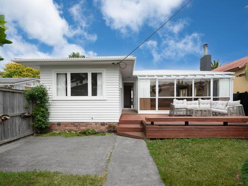 9 Stephen Avenue, Henderson