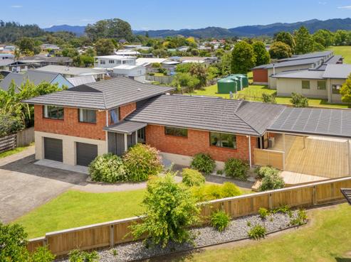 2 Hamilton Crescent, Whitianga