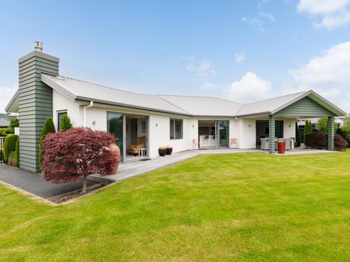 17 Thornly Park Avenue, Mosgiel