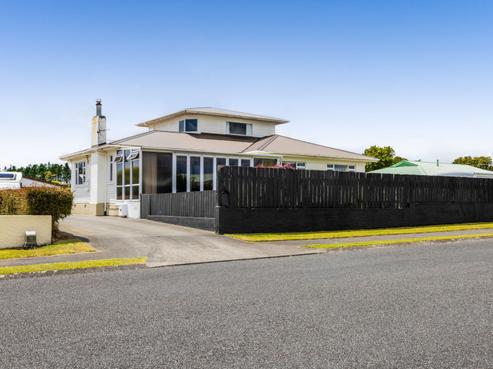 43 Brown Street, Inglewood