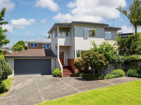 2/66 Hebron Road, Waiake