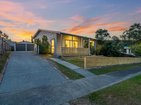 104 Gemstone Drive, Birchville