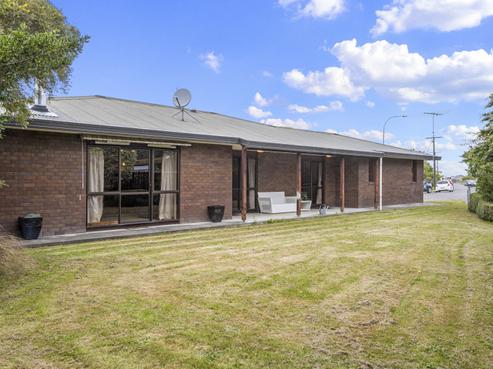18 Clayton Road, Amberley