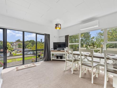 73 Great North Road, Saint Johns Hill