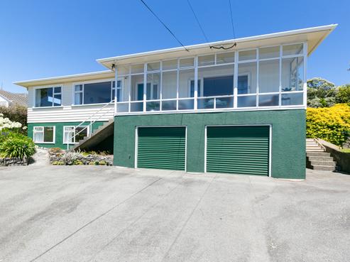 17 Trebann Street, Paparangi