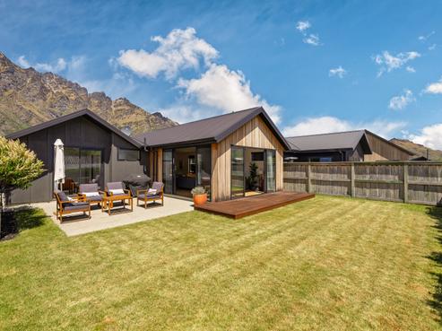 12 Howden Drive, Jacks Point