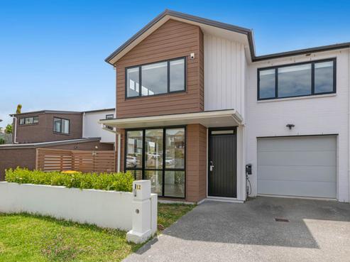 12 Seafarer Crescent, Arkles Bay