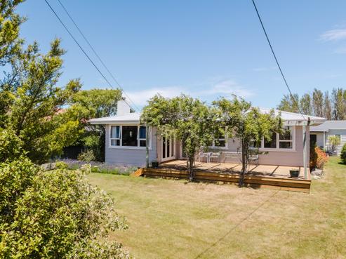 34 Cologne Street, Martinborough