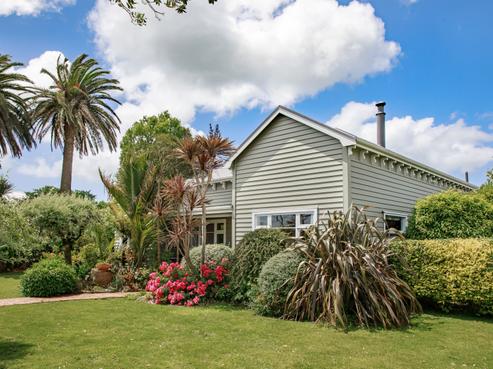 85 Queen Street, Westport