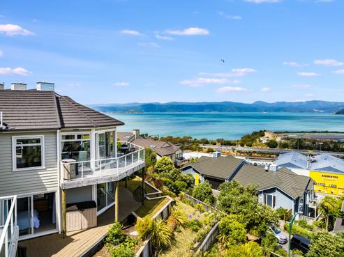 11 Curnow Way, Kaiwharawhara